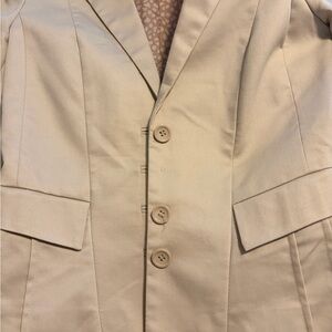 H&M Light Beige Tailored Blazer with Flap Pockets
